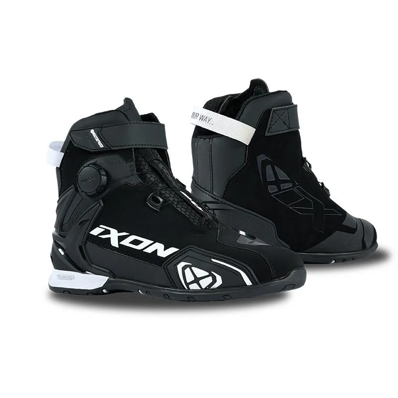 Baskets BULL 2 WP IXON noir/blanc - MAXXESS.FR, Baskets moto