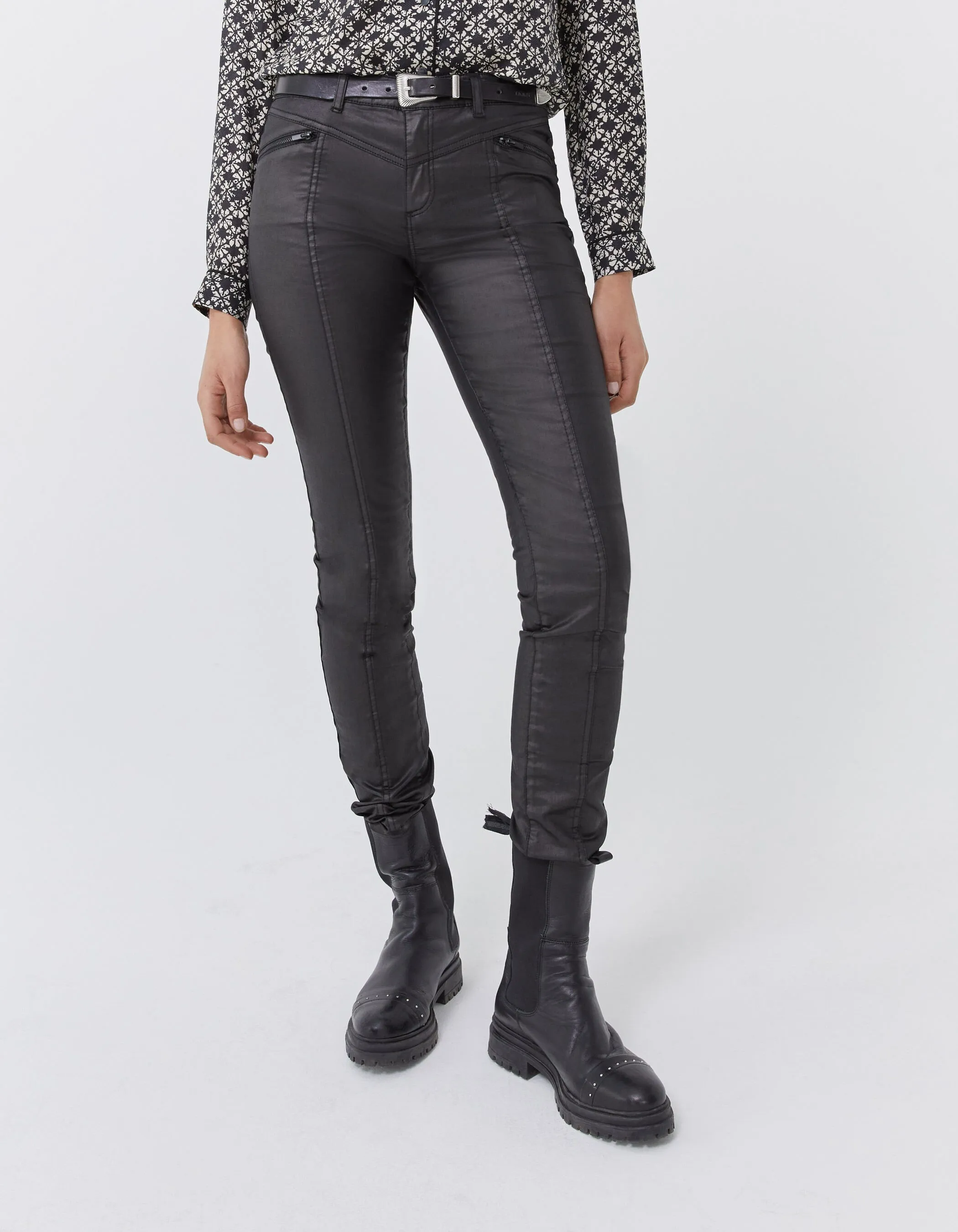 Black Coated Mid Waist Zip Pockets Women's Sculpting Skinny Jeans