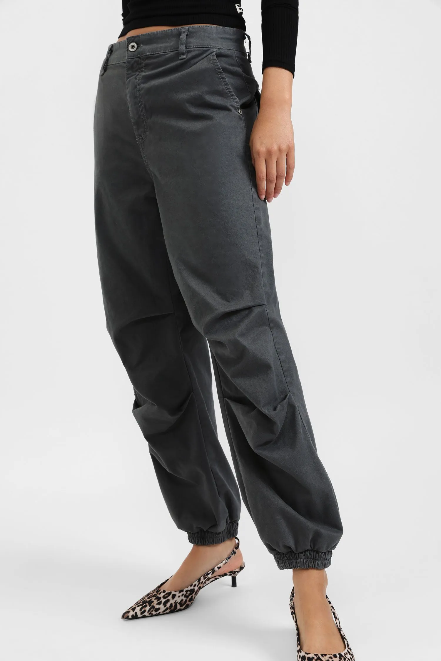 Pantalon avec bas élastiqué