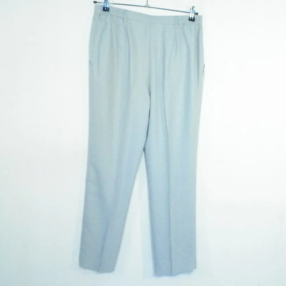 Pantalon Femme Gris KARTING Taille Estimée 42.